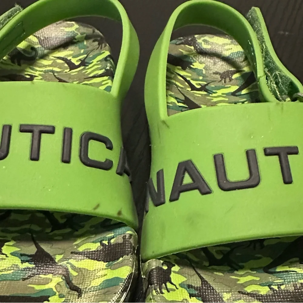 Nautica Bubbles Dinosaur Baby Slide Sandals Size 6